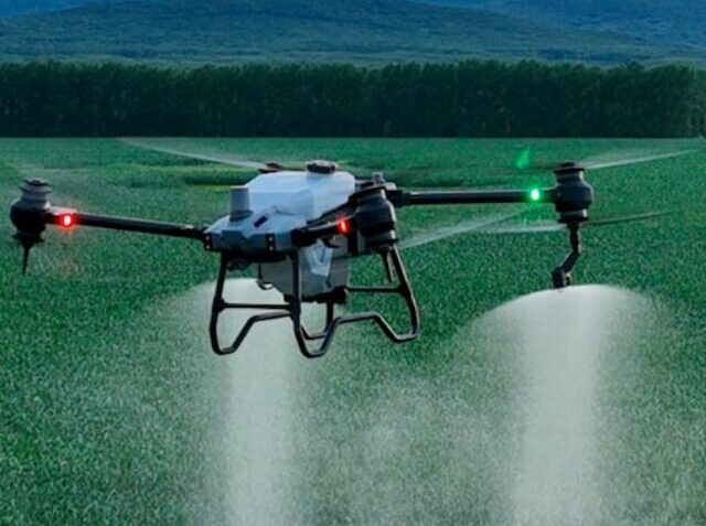 spraying-drones-landview